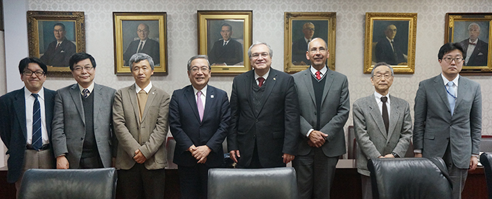 President Mishima (center left) and Rector General Cabrera Sixto (center right)