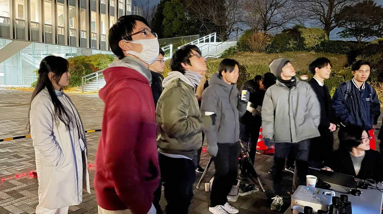 Peer Life Coaches organize evening of EAA stargazing on Ookayama Campus