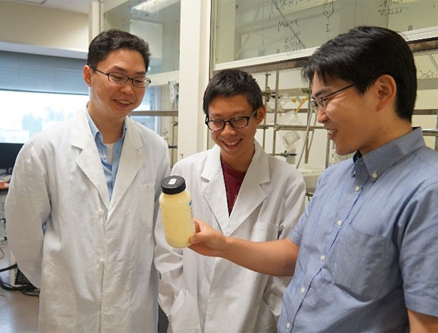 (From right) Prof. Tsuyoshi Michinobu, Aaron Tan, and his mentor Dr. Yang Wang
