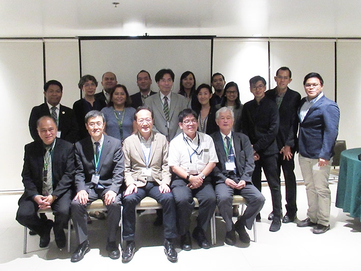Tokyo Tech delegates with ATTARS members