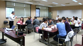 留学生と日本人学生とのIT共同研究開発プロジェクト