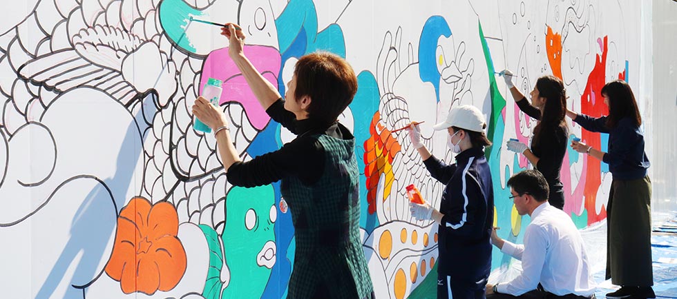 Hisao & Hiroko Taki Plaza -Wall art celebrates student journey, new hub