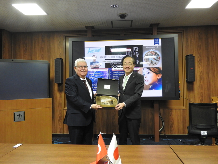 TJU Rector Dr. Bekir Sami Yilbas Visits Tokyo Tech Campuses