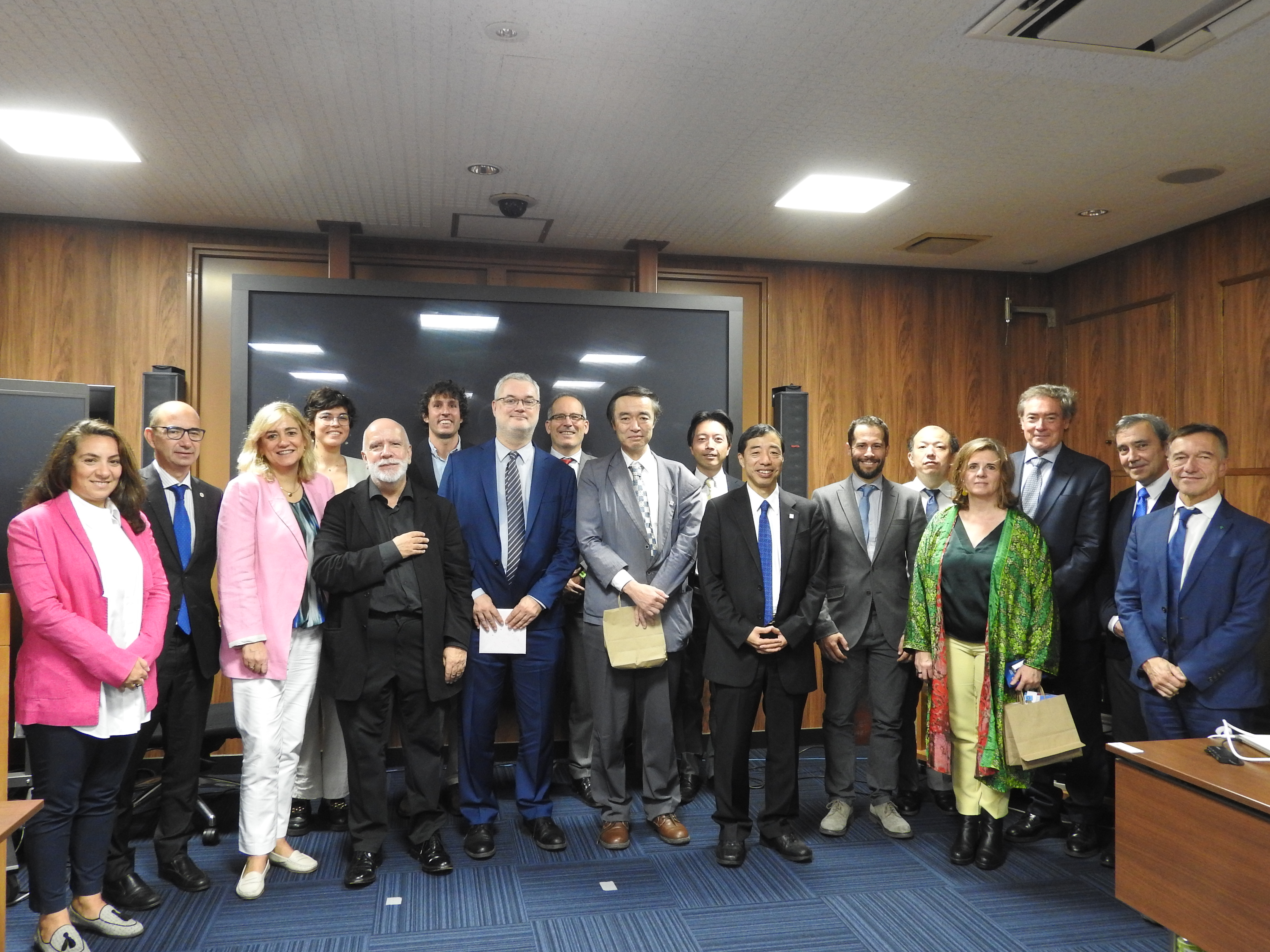 Delegation from Universidad Politécnica de Madrid visits Tokyo Tech