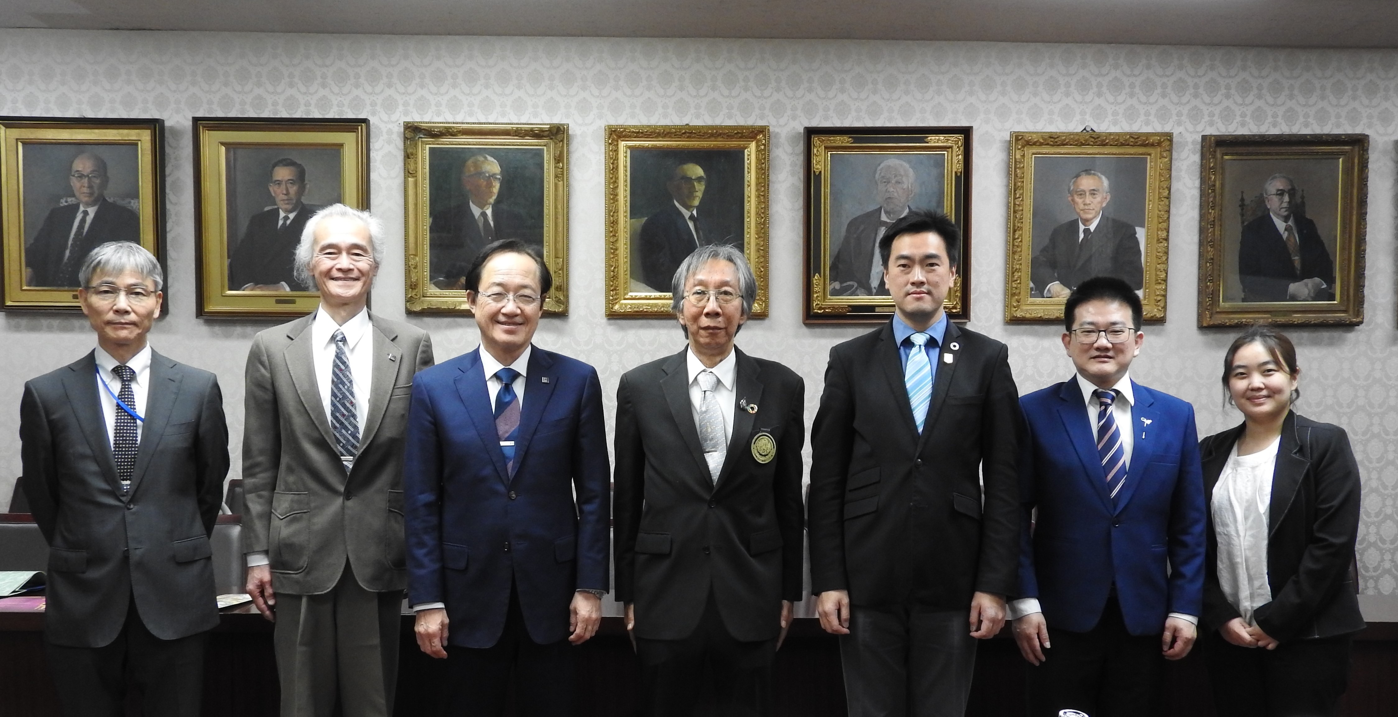 President Suvit Saetia of King Mongkut's University of Technology Thonburi (KMUTT) visits Tokyo Tech