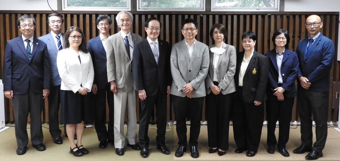Delegation from Office of the Civil Service Commission and Office of Educational Affairs, Royal Thai Embassy visits Tokyo Tech
