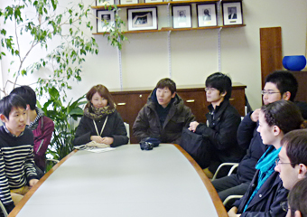 Exchanging opinions with Brown University students