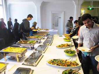 Buffet-style lunch after a presentation session
