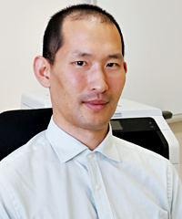 Associate Professor Tsuyoshi Yoneda