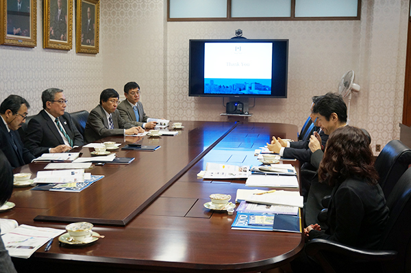 Discussion with Tokyo Tech faculty