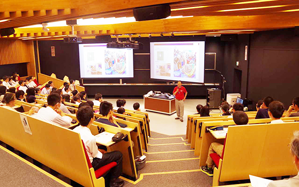 Full house at Hosoya's lecture