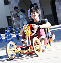 Team 192 Racing: low center of gravity (5cm floor height) and the lightest of the cars