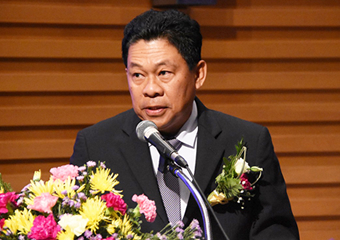 Mr. Manop Nakbootr, senior managing director of Hino Motors Manufacturing (Thailand) Ltd.