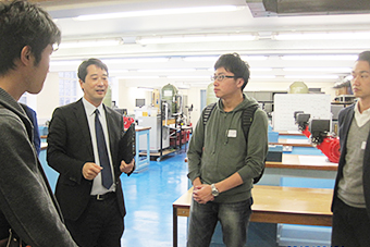 Viewing University of Cambridge facilities with Department of Engineering Professor Kenichi Soga (2nd from left)