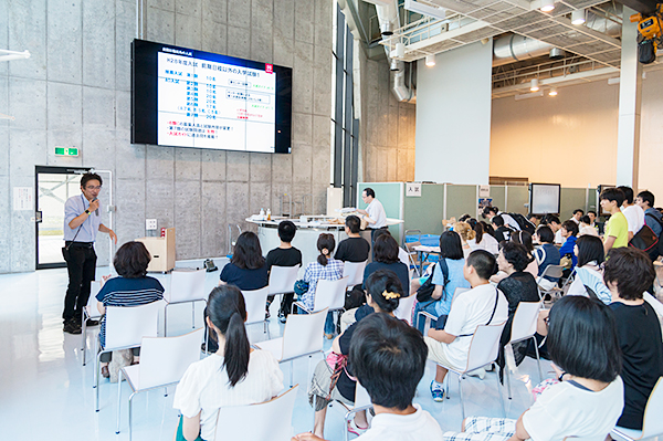 Admissions briefing at Centennial Hall