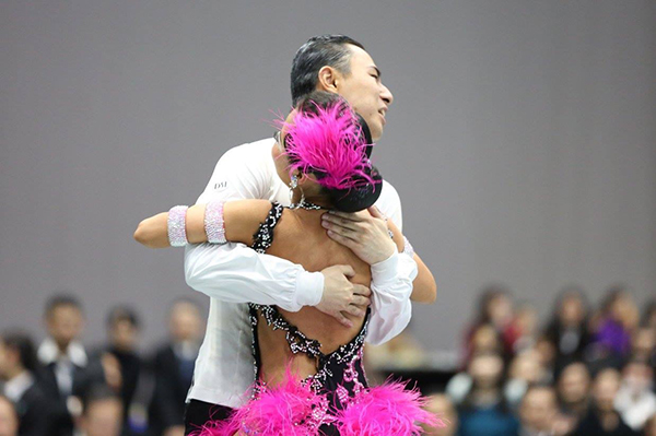 Pair sharing the joy of winning