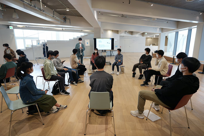 Inaugural in-person meeting between first-year members of student unit