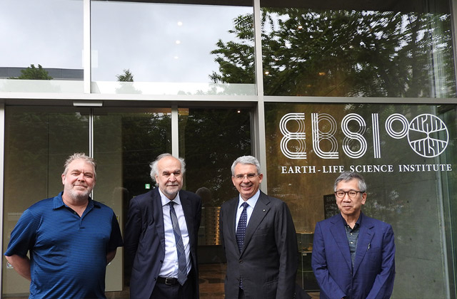 Tour of ELSI; Earth-Life Science Institute (from left, Prof. Hernlund, Counselor Traversa, Ambassador Benedetti, and Administrative Director Kei Kurita)