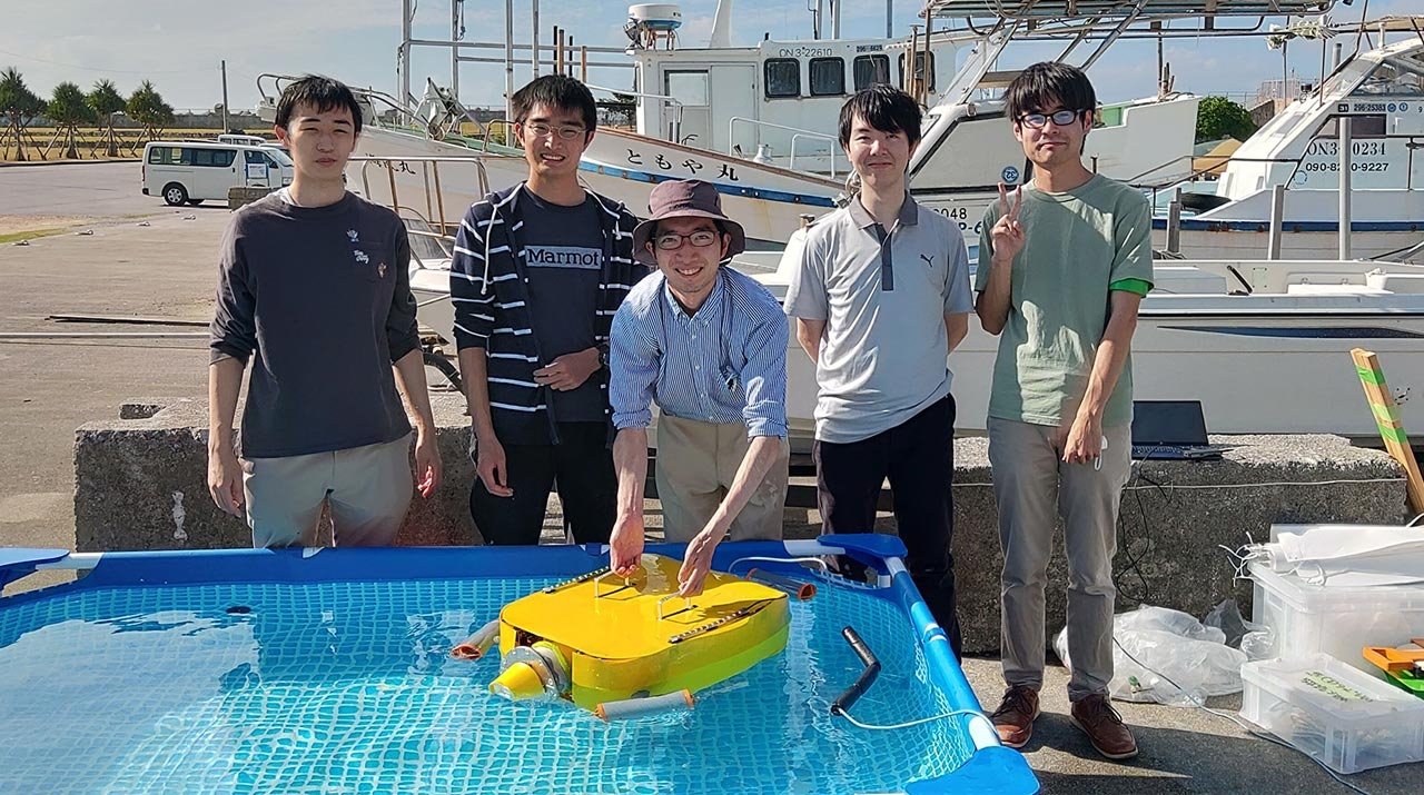 Tokyo Tech third at 8th Underwater Robotics Competition in Okinawa