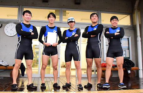 Winning team (from left): Koiwa, Yoshino, Hirose, Oishi, Yasuma