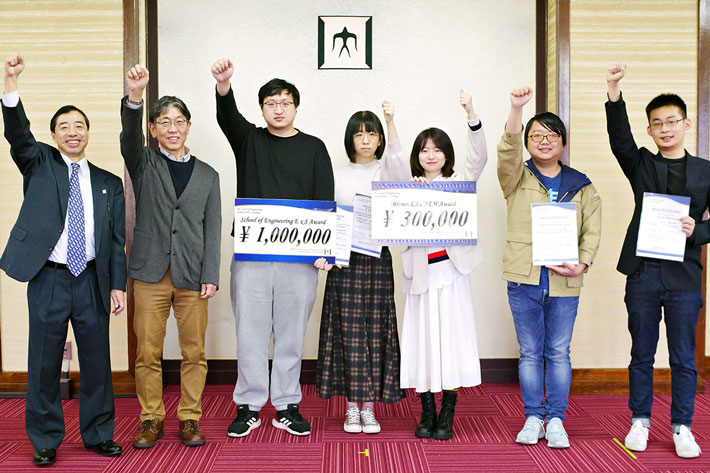 Winners at awards ceremony of 2nd E×S Challenge