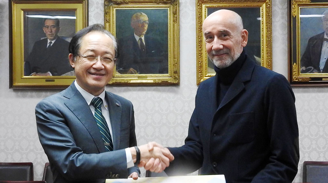 Head of the Delegation of the European Union to Japan Ambassador Jean-Eric Paquet Visits Tokyo Tech