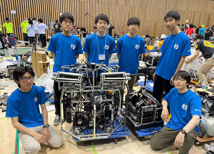 Tokyo Tech representatives at 2023 NHK Student Robot Contest