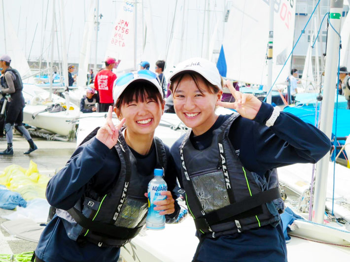 Yako (left) and Kobayakawa