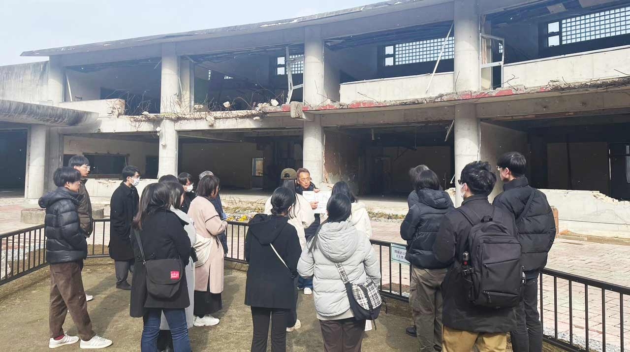 Tokyo Tech Volunteer Group leads tour to areas hit by Great East Japan Earthquake