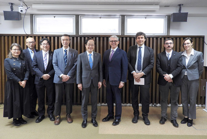 Ambassador Gianluigi Benedetti (center right), President Kazuya Masu (center left), and others