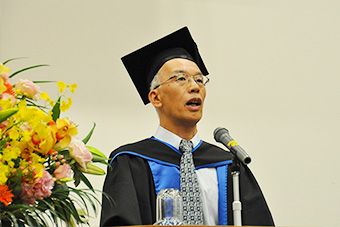 Dean Tetsuo Okada of the School of Science