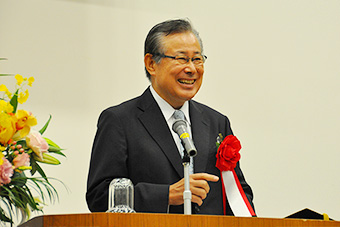 Executive Director Takao Suzuki of the Tokyo Tech Alumni Association