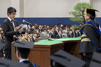 Representative for master's and doctoral students delivering a statement