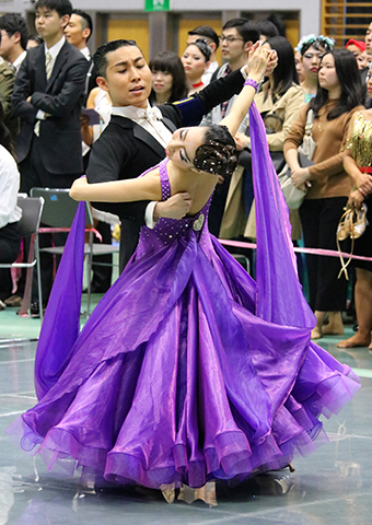 Rikiya Nishimura, 4th year, Industrial and Systems Engineering Yui Yamaguchi, Shirayuri University 8th in quickstep and 12th in tango