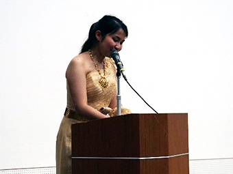 Reception emcee Nicha