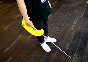 Walky, a handheld device to assist the visually impaired