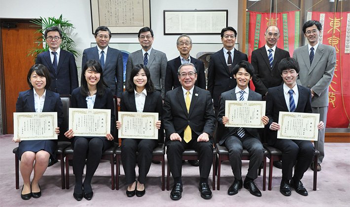 2017 commemorative photo