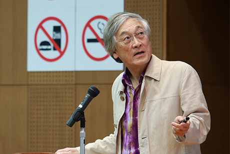 Prof. Kawasaki giving his inspirational talk
