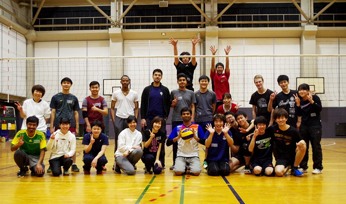 Group photo at the gym