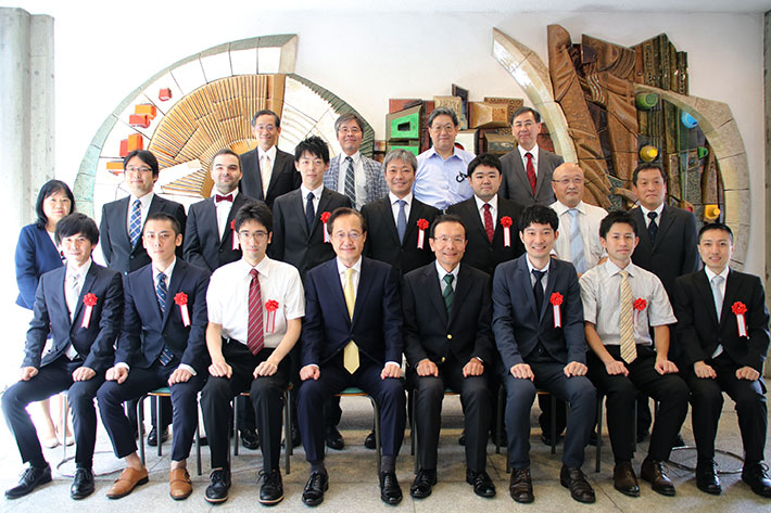 Commemorative photo of ceremony participants