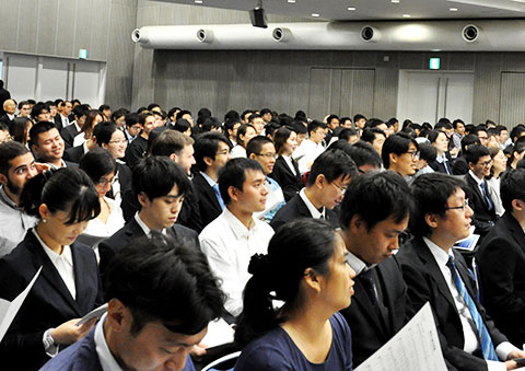 Students from 40 countries and regions joined the Institute