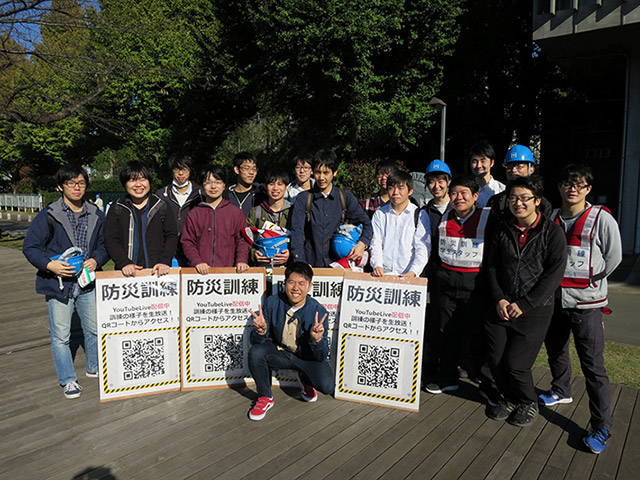 Members of Tokyo Tech Volunteer Group and Meister