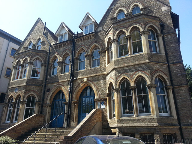 Exterior of the lab at Oxford