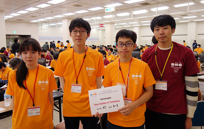 Team 60odnight: (from left) Yamane, Yoshida, Nagata, coach Nakamura