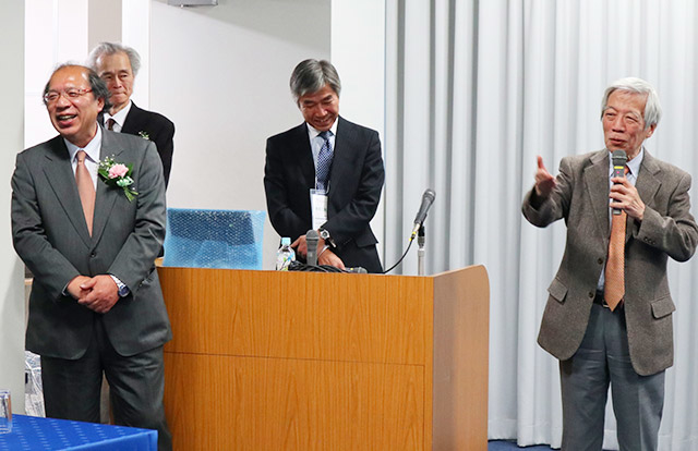 Special guest and University of Tokyo professor emeritus Dr. Shigeru Ito (far right) enjoying the evening