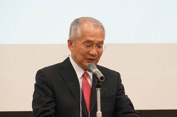 Tokyo Tech Professor Emeritus Hashizume