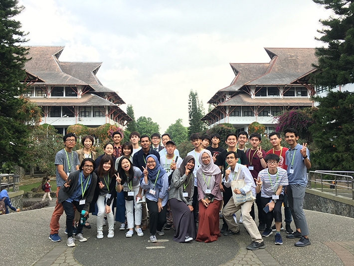 Campus tour at ITB