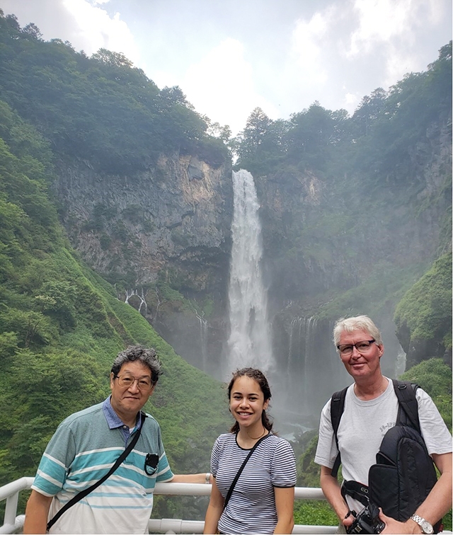 Helene with Prof. Burkhard Corves (right) from RWTH Aachen University, currently specially appointed professor in Tokyo Tech, and Iwatsuki (left) in front of Kegon Falls, Nikko, Tochigi Prefecture