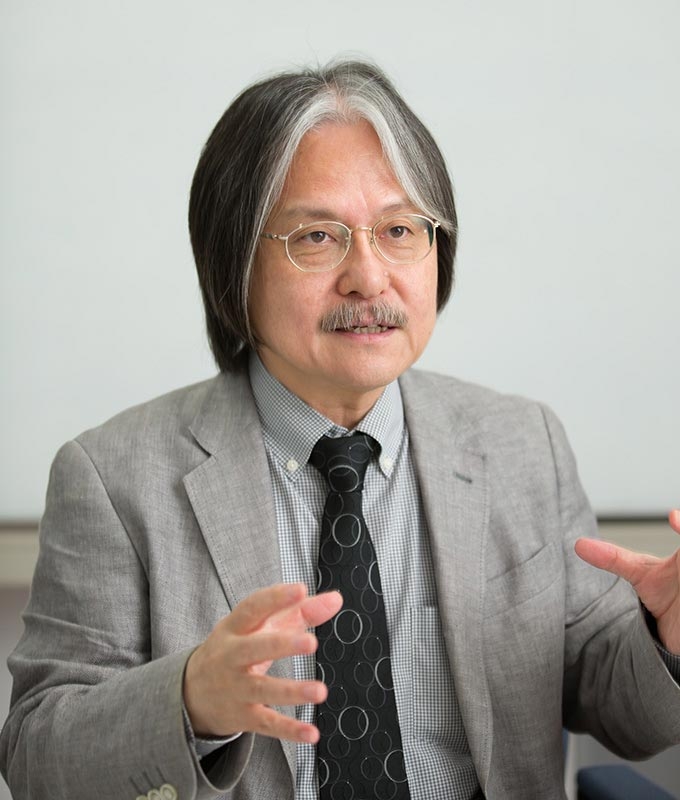 Tokyo Tech Professor Yoshihiro Miyake
