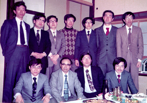 After conferral of Bachelor's degree Professor Chong (back row, far right)